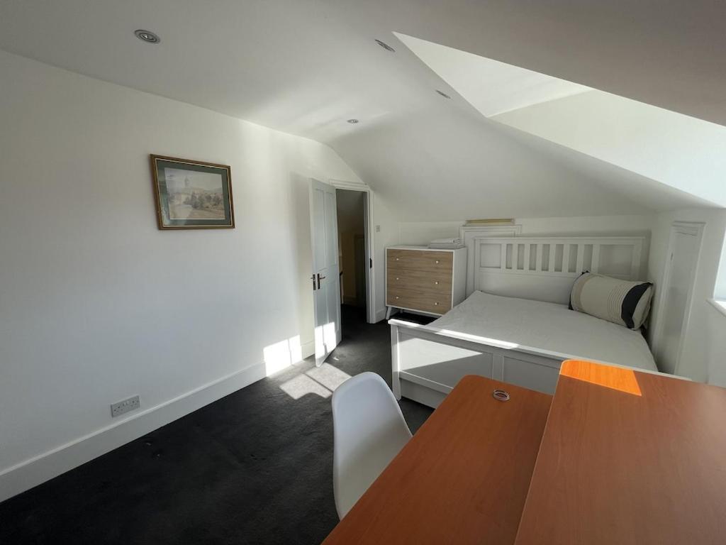 Beautiful 5-bedroom Townhouse * Londra